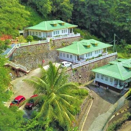 Seychelles Yellow Petals Anse Boileau エクステリア 写真